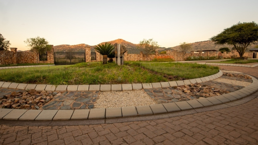 2 Bedroom Property for Sale in Redstone Private Country Estate North West